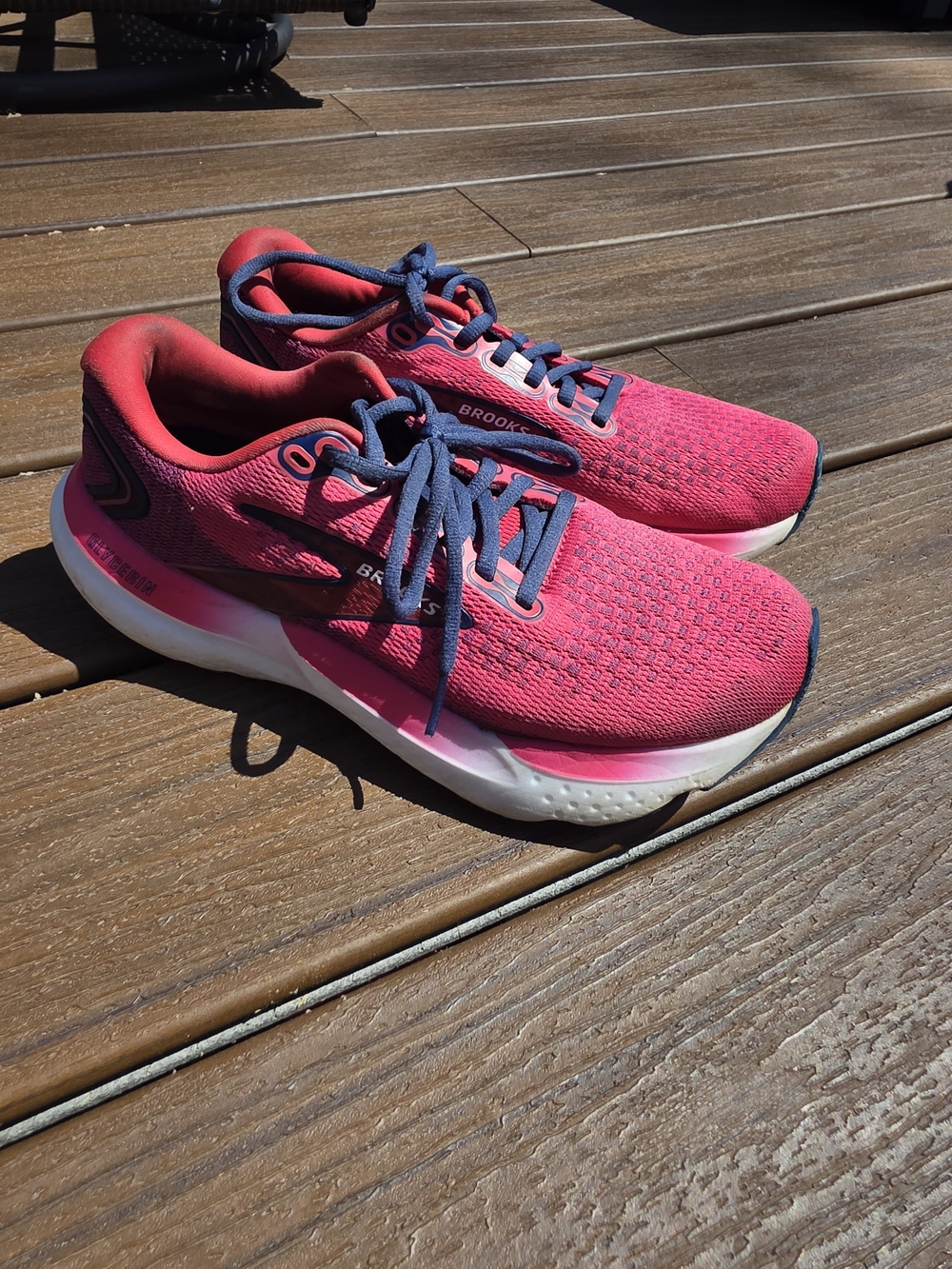 Brooks Women's Pink and Navy Blue Running Sneakers